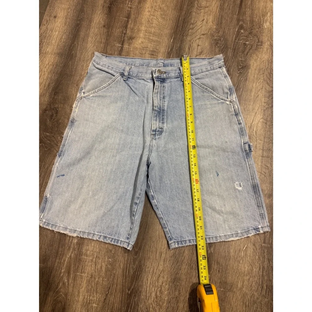 Wrangler rugged wear